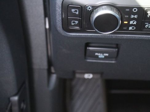 Used 2025 Ford Bronco Badlands image 27