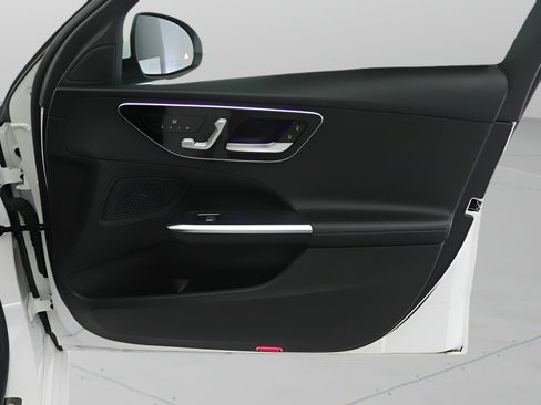 Used 2023 Mercedes-Benz C 300 Sedan image 21
