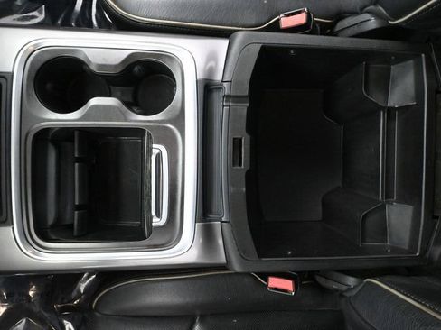 Used 2016 RAM 2500 Limited image 39