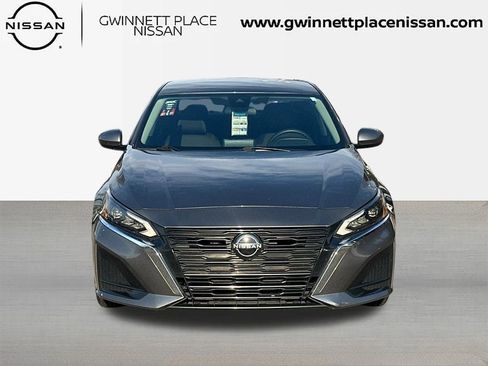 Certified 2023 Nissan Altima 2.5 SV image 2