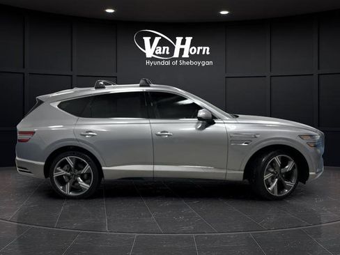 Used 2025 Genesis GV80 3.5T Prestige image 2