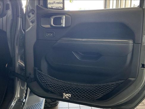 Used 2021 Jeep Wrangler Unlimited Sahara w/ Safety Group AWD/4WD image 20
