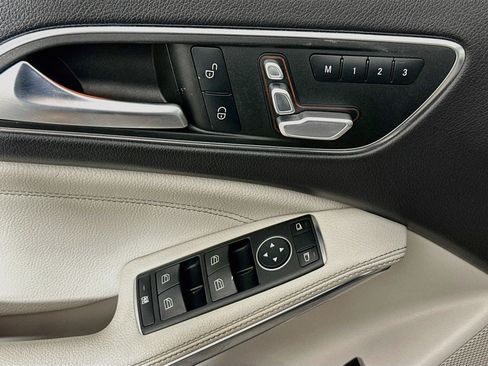 Used 2019 Mercedes-Benz GLA 250 image 15