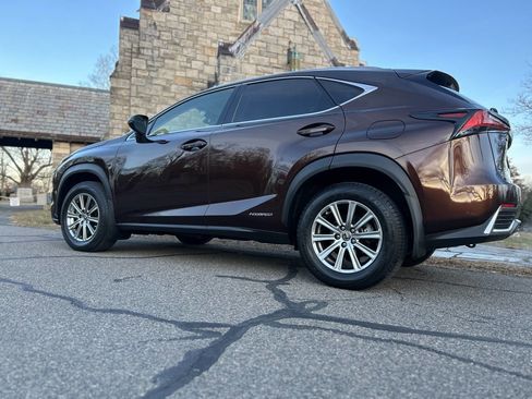 Used 2019 Lexus NX 300h AWD w/ Comfort Package image 14