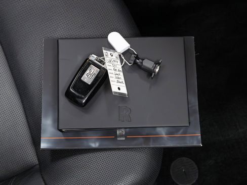 Used 2011 Rolls-Royce Ghost image 78