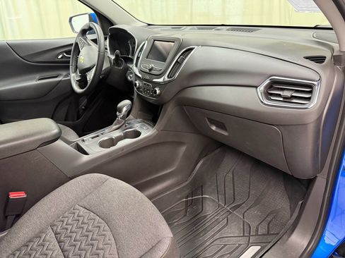 Certified 2024 Chevrolet Equinox LT w/ LPO, Floor Liner Package image 24