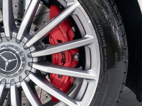 Used 2026 Mercedes-Benz AMG GT 63 image 34