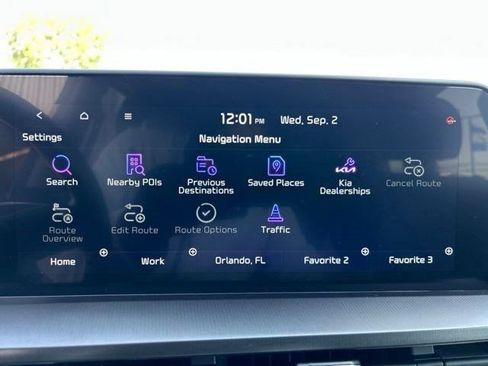 Used 2025 Kia Telluride S FWD image 25