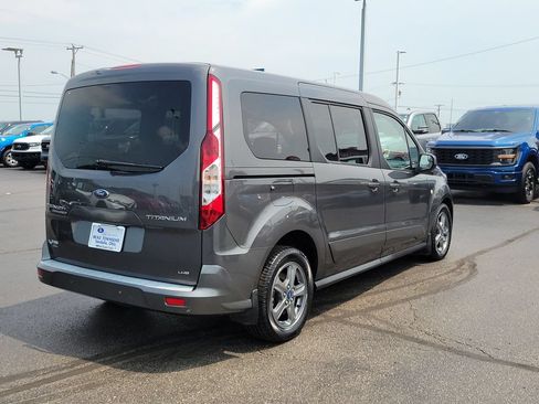 Certified 2023 Ford Transit Connect Titanium FWD image 4