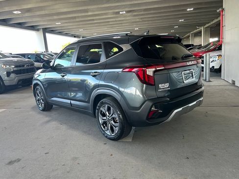 Used 2024 Kia Seltos S FWD image 3