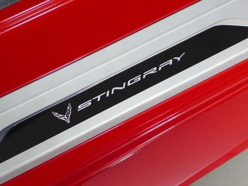 Used 2025 Chevrolet Corvette Stingray Preferred Cpe w/ 2LT RWD image 21
