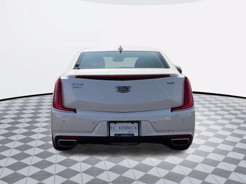 Certified 2018 Cadillac XTS Luxury FWD image 6