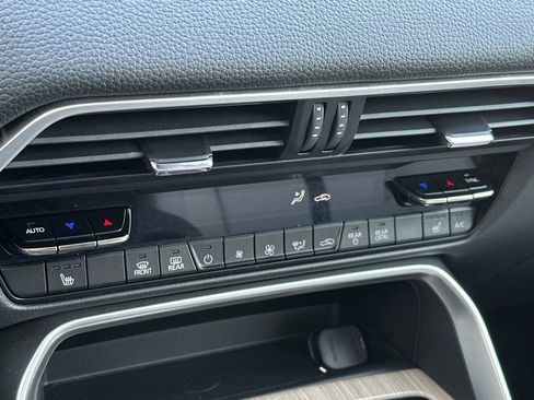 Certified 2025 MAZDA CX-70 3.3 Turbo w/ Premium Package image 20