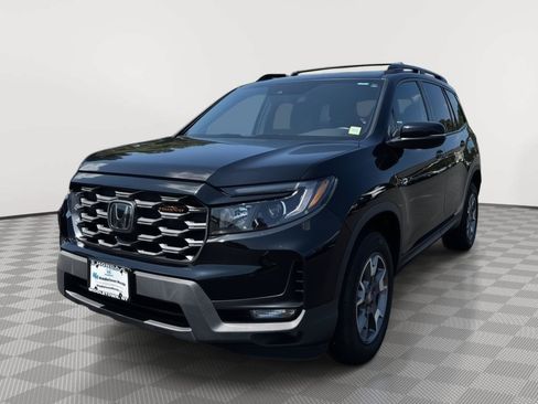 Certified 2022 Honda Passport TrailSport image 1