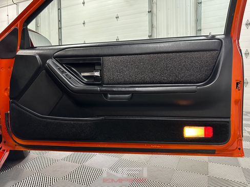 Used 1993 Ford Thunderbird Super RWD image 36