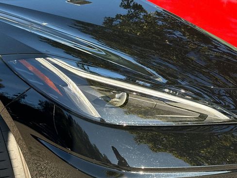 Used 2025 Chevrolet Corvette Stingray Coupe w/ Z51 Performance Package image 13