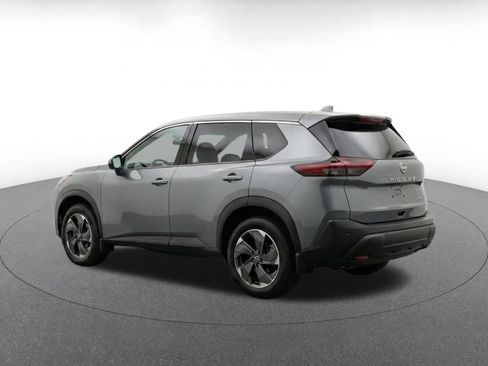 Used 2025 Nissan Rogue SV AWD/4WD image 7