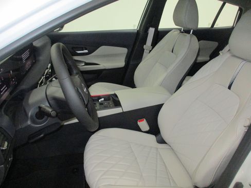 New 2026 Nissan Sentra SL w/ Floor Mat Package FWD image 15