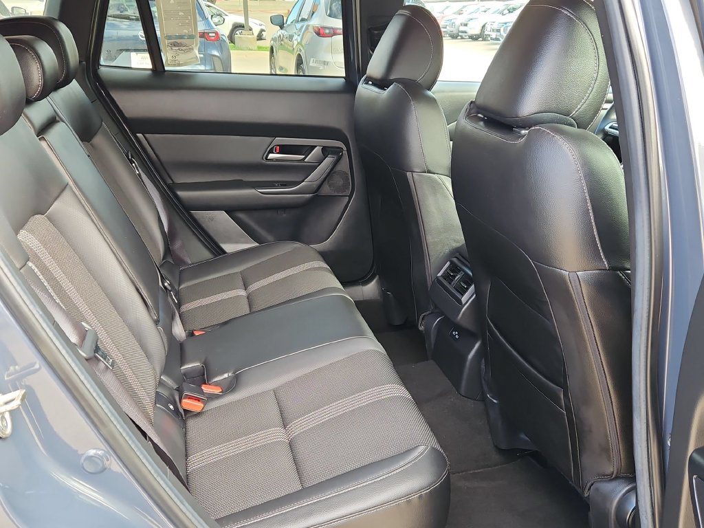 Used 2025 MAZDA CX-50 AWD 2.5 S w/ Premium Package image 30