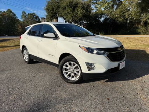 Used 2018 Chevrolet Equinox LT image 8
