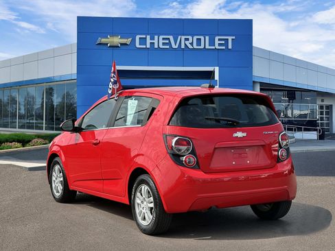 Certified 2015 Chevrolet Sonic LT FWD image 3