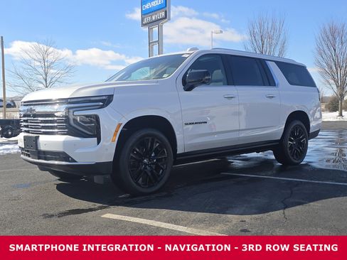 New 2025 Chevrolet Suburban Premier image 4