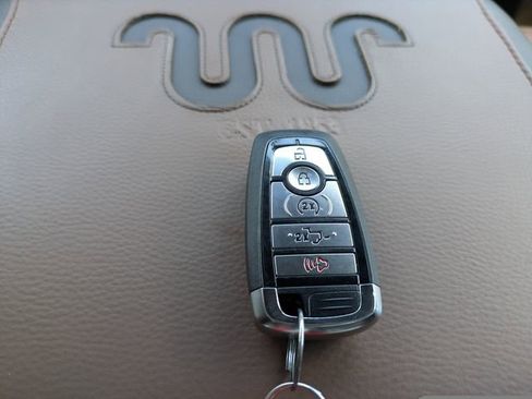 Used 2025 Ford F150 King Ranch w/ FX4 Off-Road Package image 37