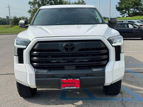 Used 2022 Toyota Tundra SR5 AWD/4WD image 12