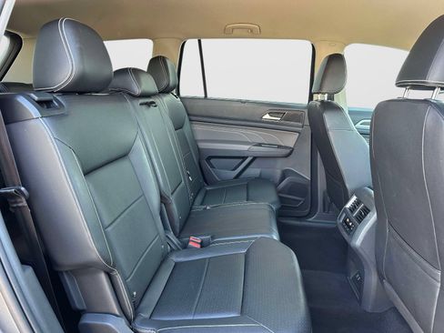Certified 2023 Volkswagen Atlas SE AWD/4WD image 11