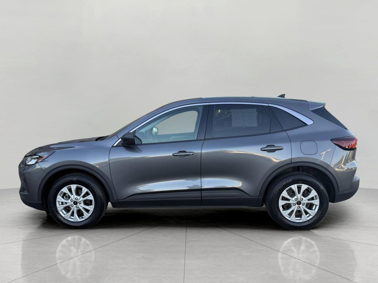 Used 2023 Ford Escape Active AWD/4WD image 7