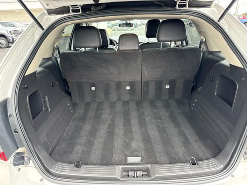 Used 2013 Ford Edge SEL FWD image 21