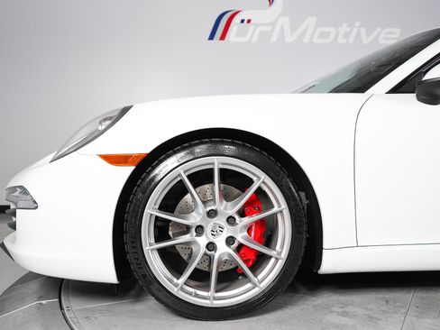 Used 2015 Porsche 911 Carrera S RWD image 5