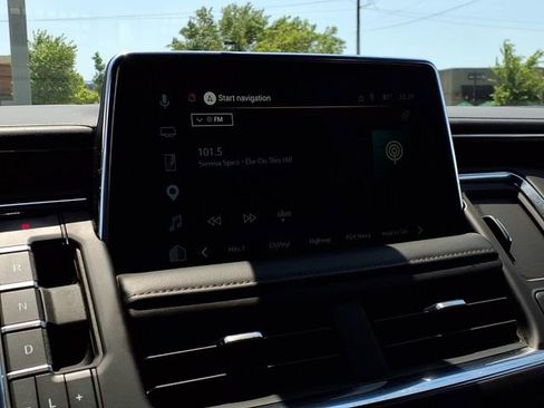 Used 2022 Chevrolet Tahoe High Country AWD/4WD image 7