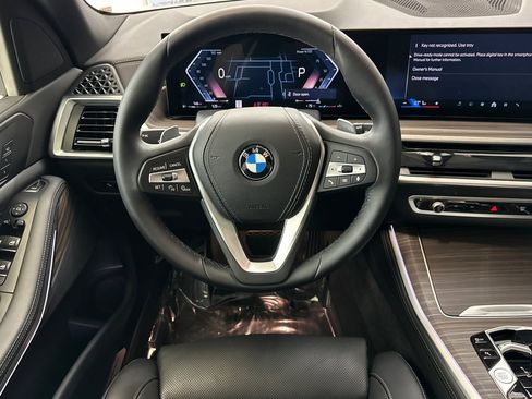 Used 2025 BMW X5 sDrive40i image 28