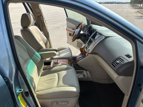 Used 2005 Lexus RX 330 AWD image 22