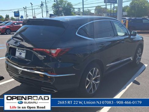 Used 2024 Acura MDX SH-AWD w/ Technology Package image 7