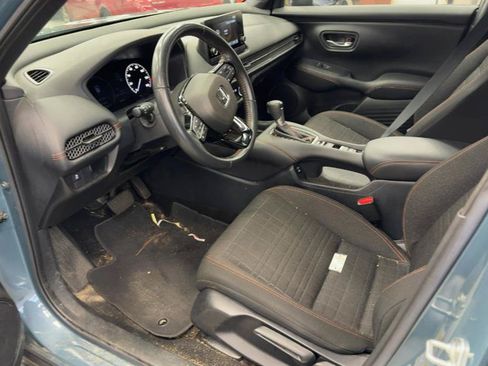 Used 2025 Honda HR-V Sport image 5