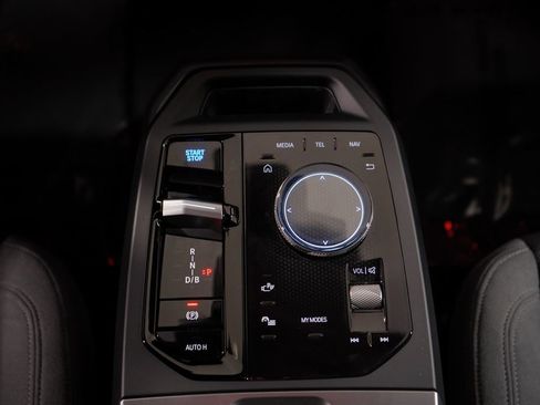 Used 2026 BMW iX xDrive60 w/ M Sport Package image 13