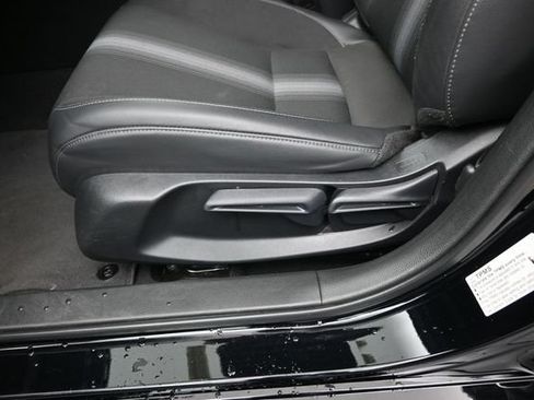 Used 2023 Honda Civic Sport image 19