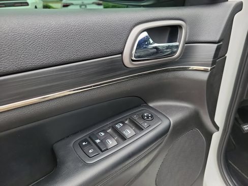 Used 2020 Jeep Grand Cherokee Limited X AWD/4WD image 21