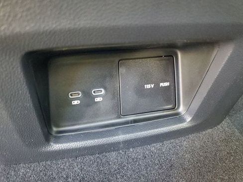 New 2026 Volkswagen Atlas SE image 12