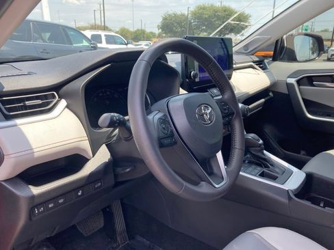 Certified 2025 Toyota RAV4 XLE Premium w/ Weather Package AWD/4WD image 9