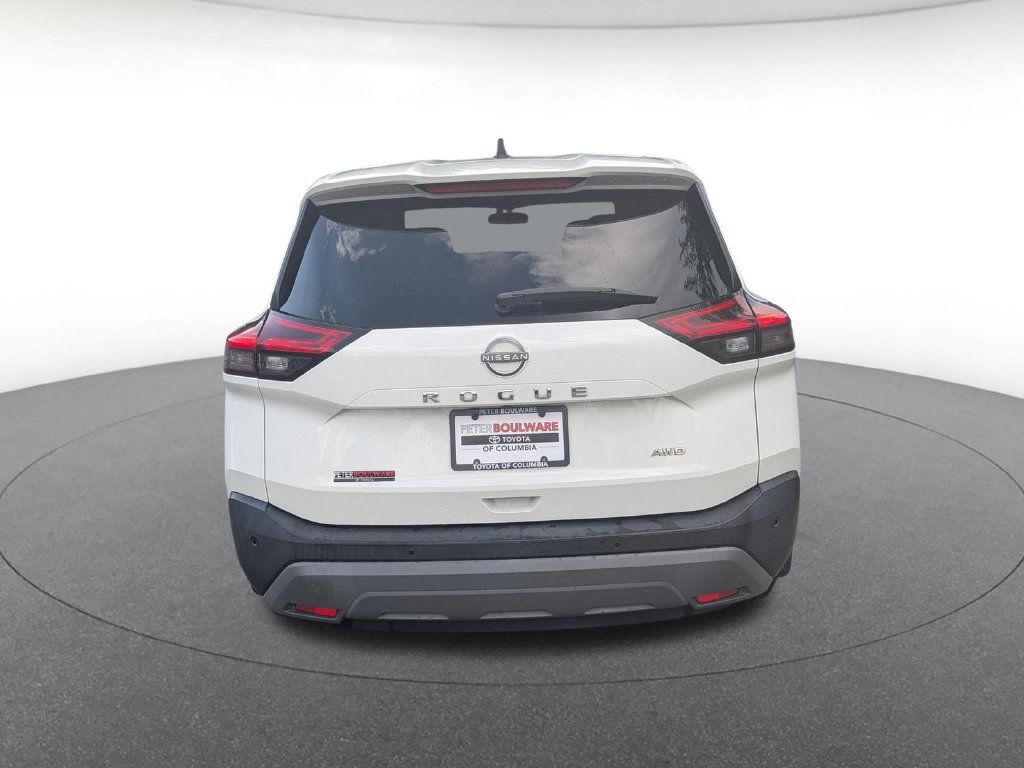 Used 2022 Nissan Rogue S AWD/4WD image 6