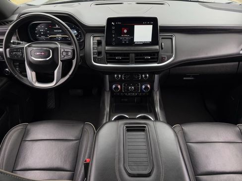 Used 2023 GMC Yukon SLT image 13