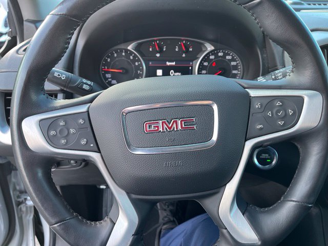Used 2022 GMC Terrain SLT w/ Infotainment Package II AWD/4WD image 17