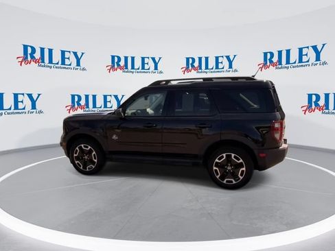 Used 2023 Ford Bronco Sport Outer Banks w/ Tech Package AWD/4WD image 7