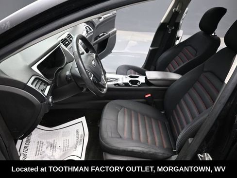 Used 2013 Ford Fusion SE image 13