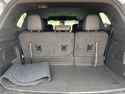 Certified 2025 Buick Enclave Sport Touring w/ LPO, All-Weather Package image 19