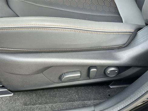 New 2026 Subaru Crosstrek 2.5i Limited w/ Crosstrek Mirror Package image 16