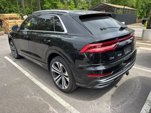 Used 2022 Audi Q8 Premium Plus AWD/4WD image 4
